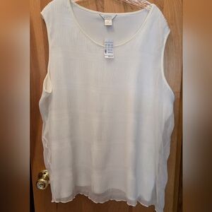 Textured Sleeveless Blouse